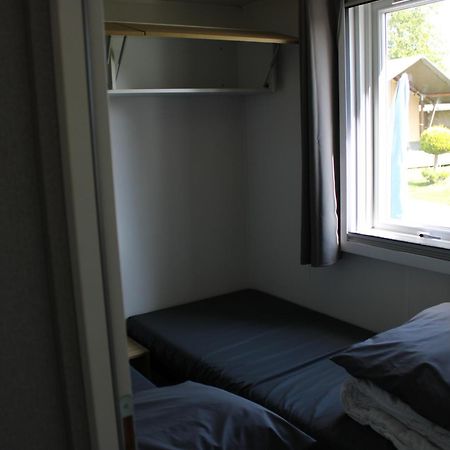 Montenau Camping Oos Heem מראה חיצוני תמונה