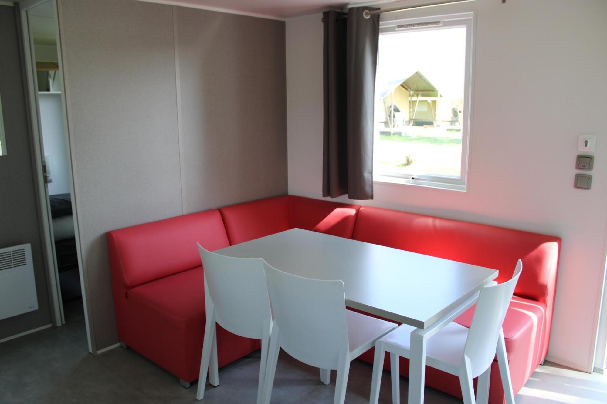 Montenau Camping Oos Heem מראה חיצוני תמונה
